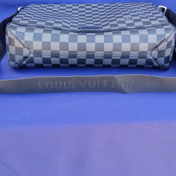 Louis Vuitton laptop bag, graphite 2019 - Picture 3 of 11